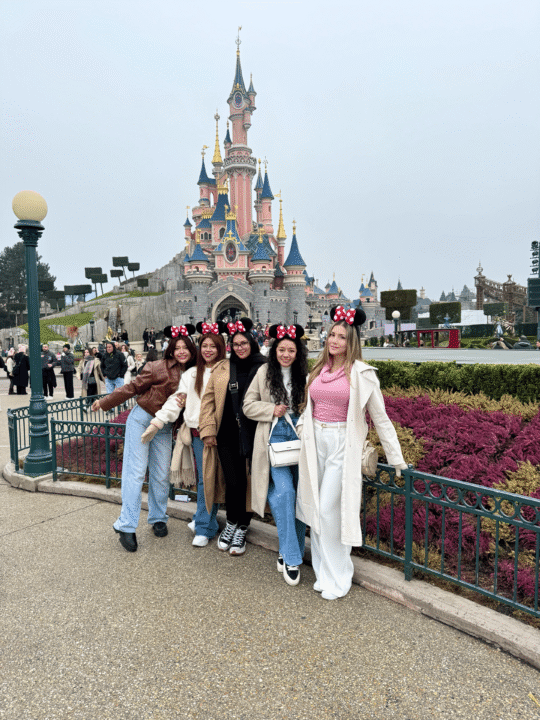 VIAJES GRUPALES - VIAJANDO CON ELLAS